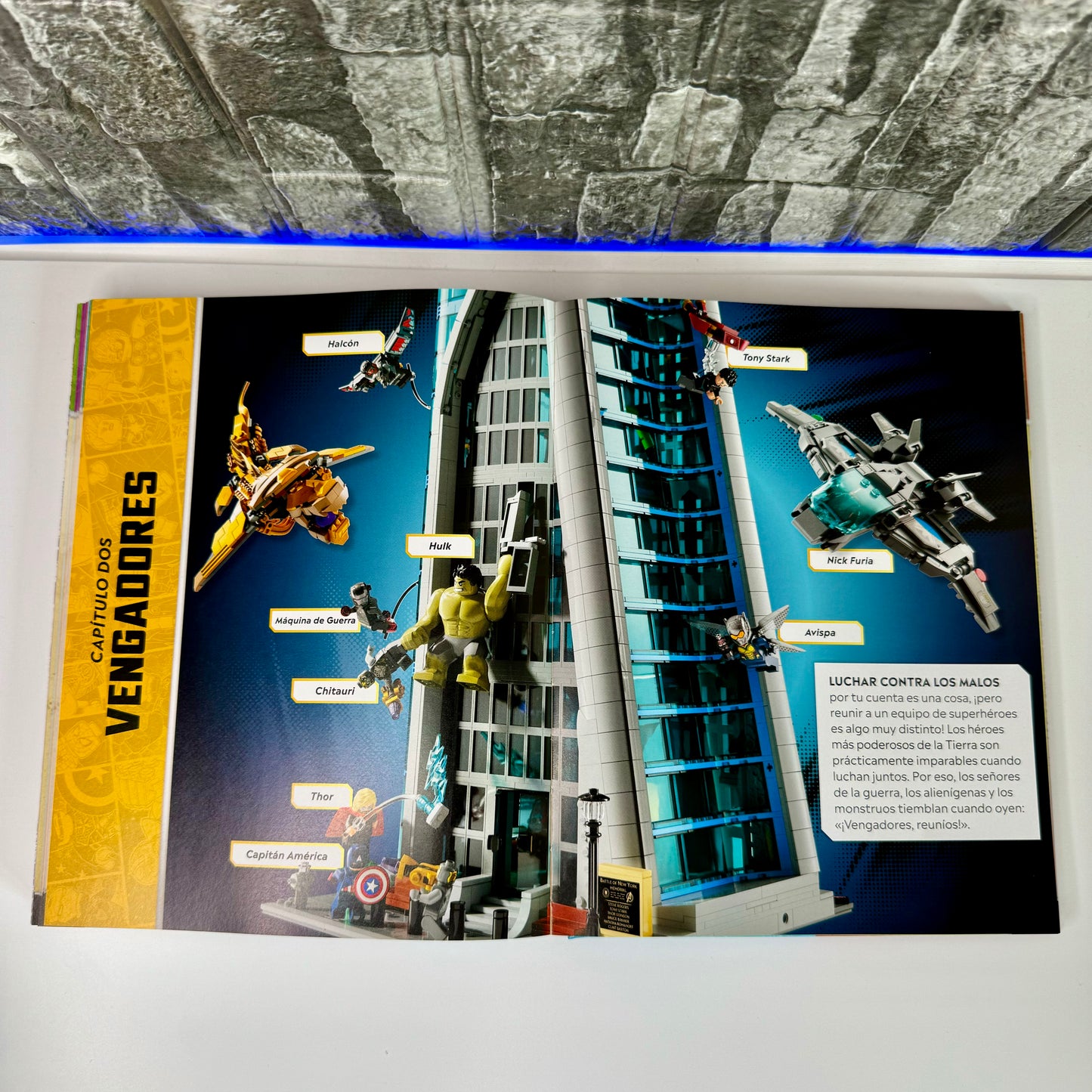 Enciclopedia LEGO® Marvel ⏐ El Universo de Superhéroes en Bloques